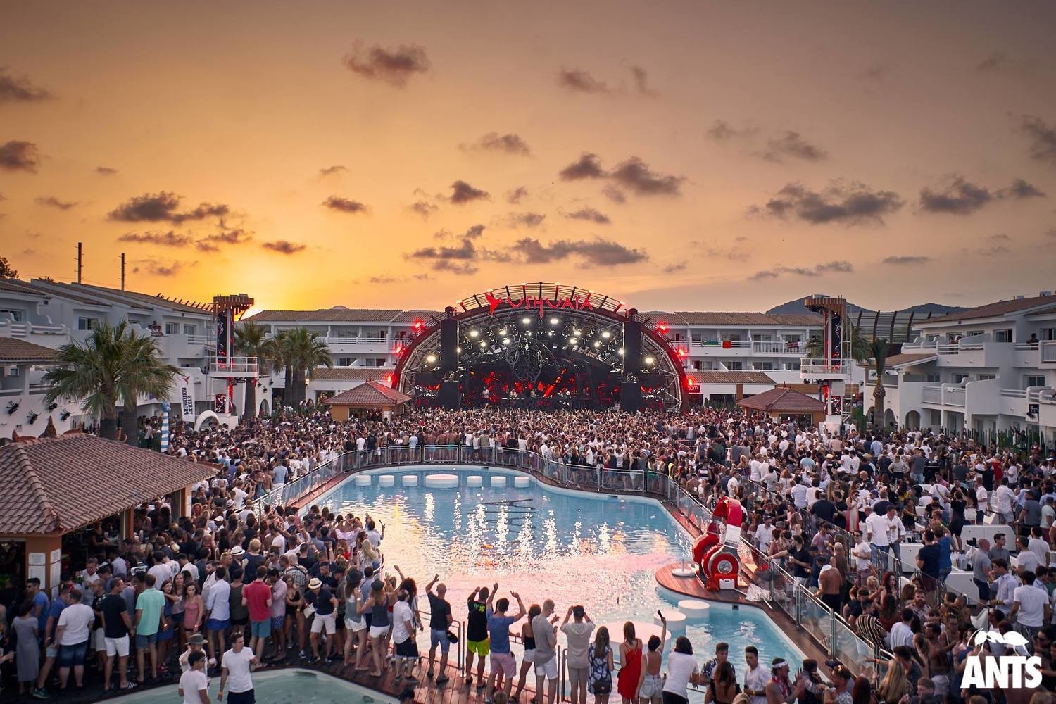 ANTS Package - Ushuaia Ibiza - 2h Open Bar, Transfers & Entrance