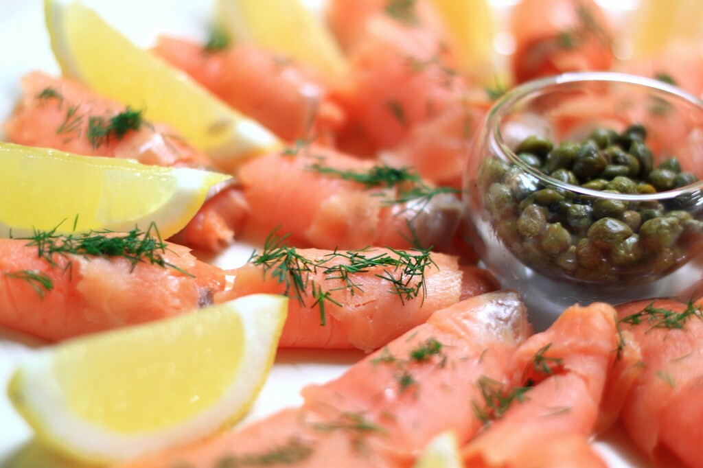 Smoked Salmon Platter 00020