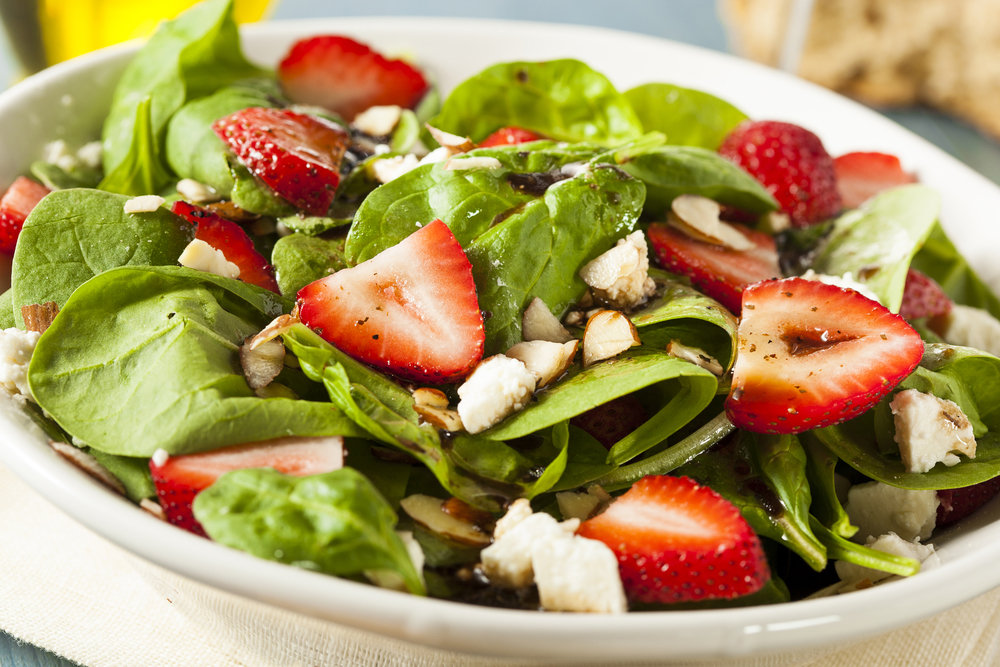 Spinach & Strawberries Salad Spinach & Strawberries Salad