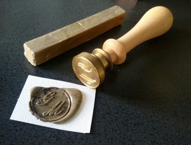 SIGILLO CERALACCA CON INIZIALI