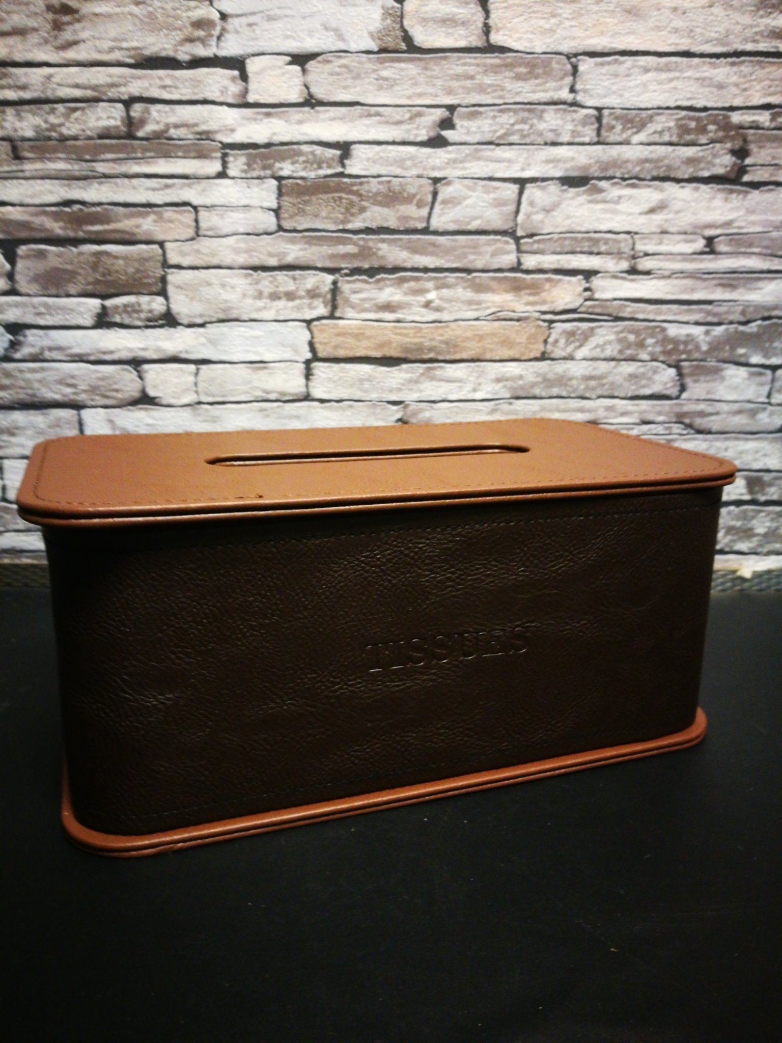 Leren tissue box