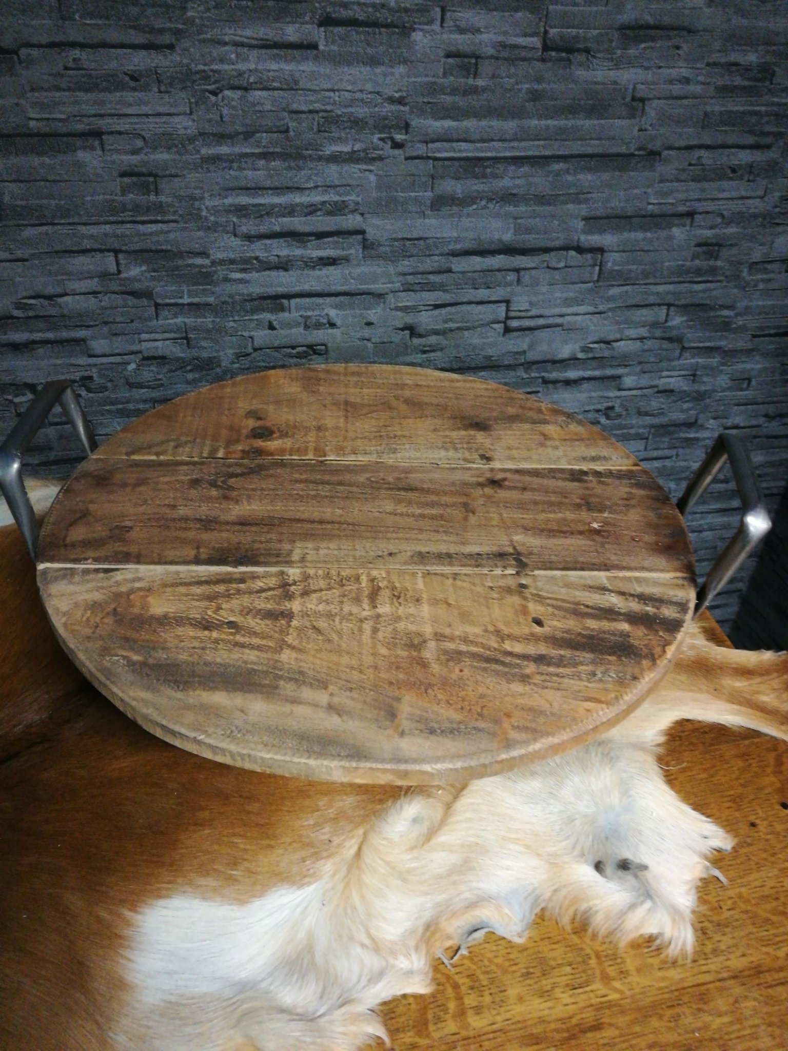 Houten dienblad met metalen handgreep 01778