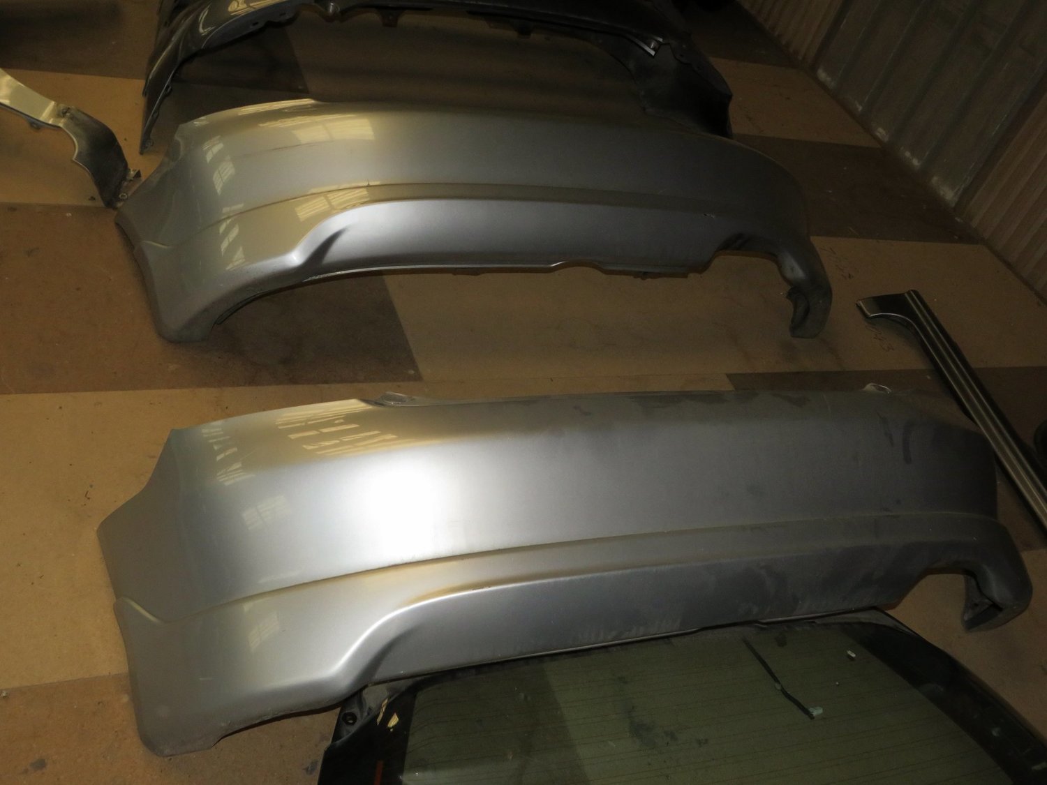 honda-civic-type-r-ep3-silver-rear-bumper-with-lip