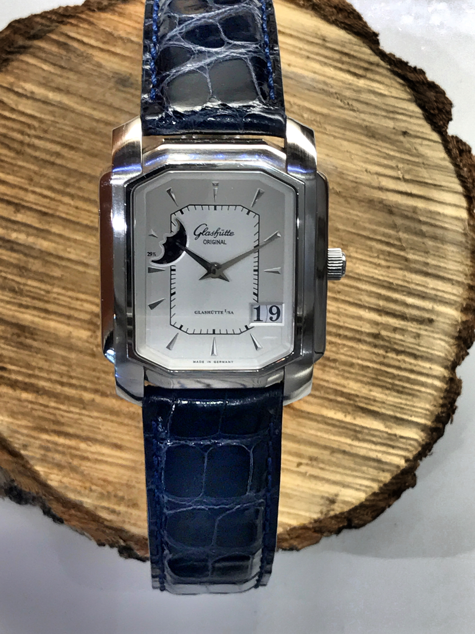 Glashutte Senator Karree moonphase