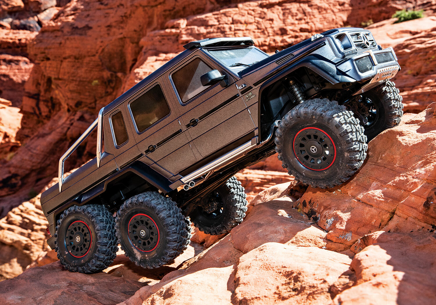 Traxxas TRX-6 Mercedes-Benz G 63 AMG 6x6 (XL-5HV, TQi, LED Lights) (No Battery or Charger) - Special Edition Traxxas TRX-6 Mercedes-Benz G 63 AMG 6x6 (XL-5HV, TQi, LED Lights) (No Battery or Charger) - Special Edition