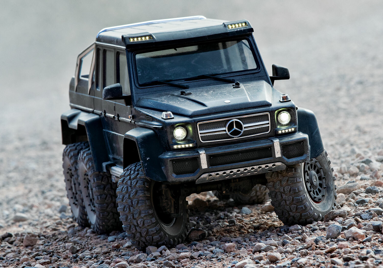 Traxxas TRX-6 Mercedes-Benz G 63 AMG 6x6 (XL-5HV, TQi, LED Lights) (No Battery or Charger) Traxxas TRX-6 Mercedes-Benz G 63 AMG 6x6 (XL-5HV, TQi, LED Lights) (No Battery or Charger)