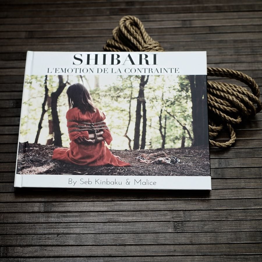 LIVRE PHOTOS - SHIBARI L'EMOTION DE LA CONTRAINTE LIVRE PHOTOS - SHIBARI L'EMOTION DE LA CONTRAINTE