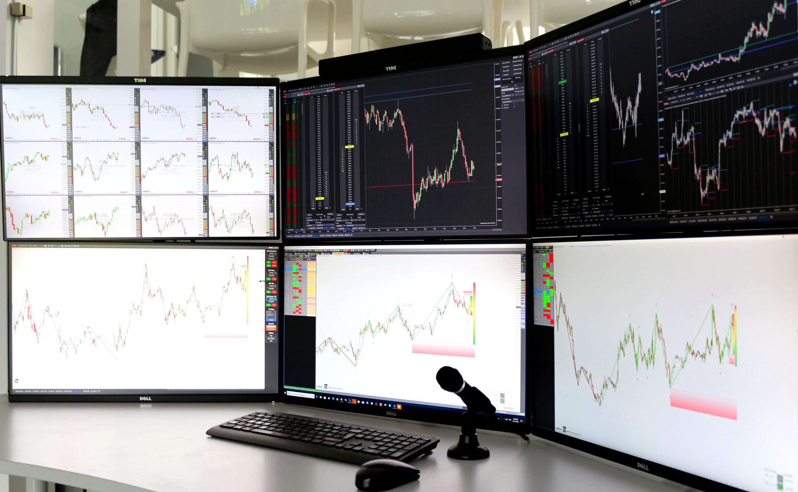 LIVE TRADING