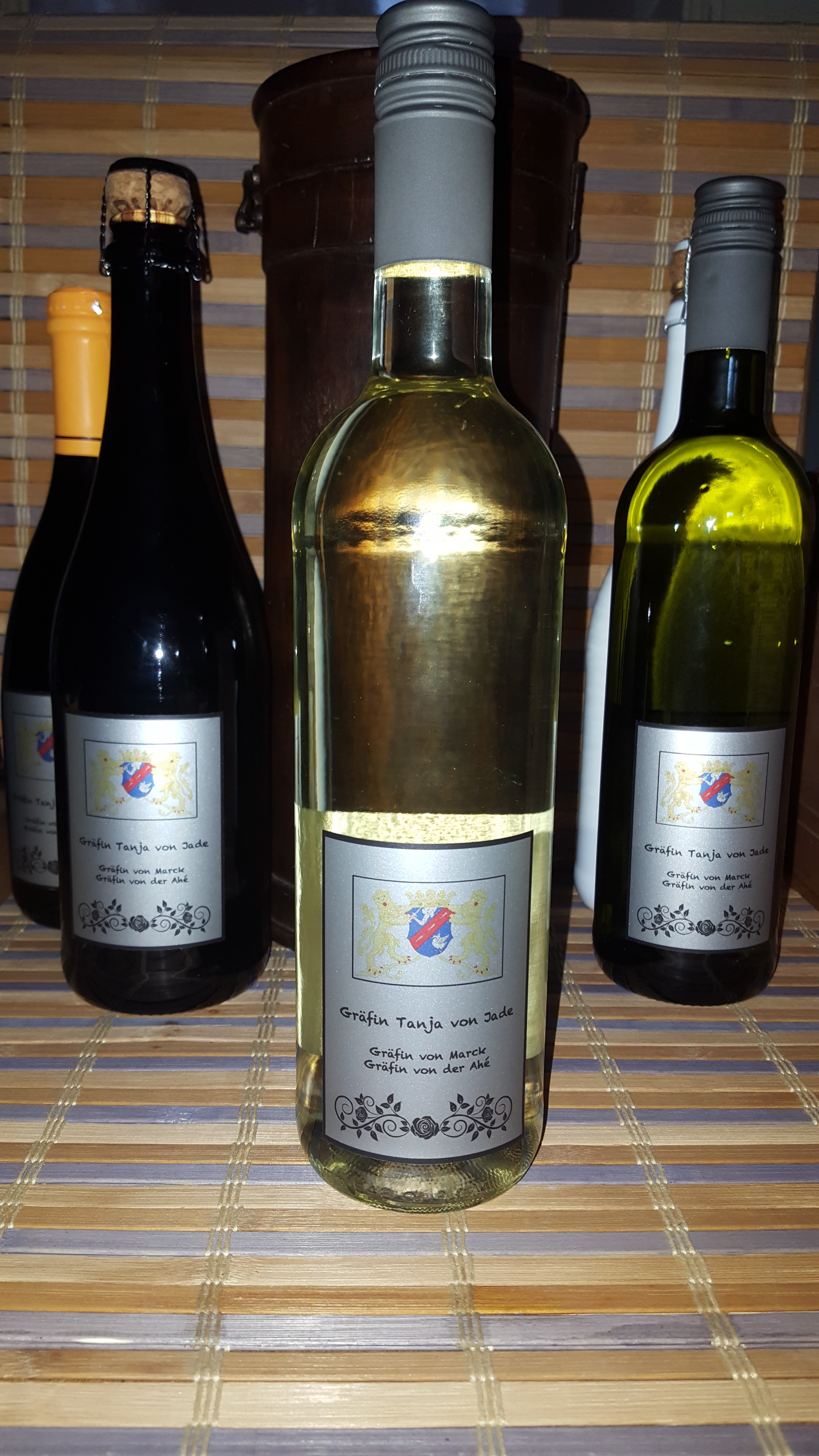 Riesling 2015er Kabinett - trocken RHEINHESSEN Deutscher Prädikatswein 750 ml 12,0% vol 03