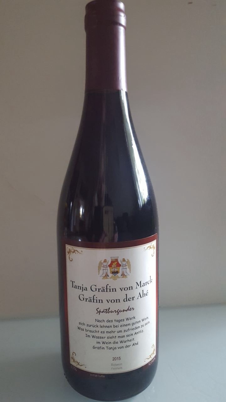 Spätburgunder Rotwein Feinherb 2015,Tanja Gräfin von Marck Gräfin von der Ahé 0,75 L 055
