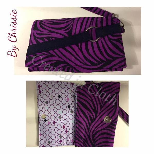 The Kiss Clutch