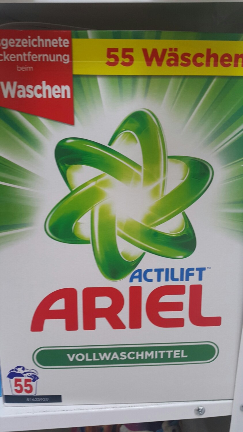 Перилен препарат ARIEL Actilift, прах, 55 пранета Перилен препарат ARIEL Actilift, прах, 55 пранета
