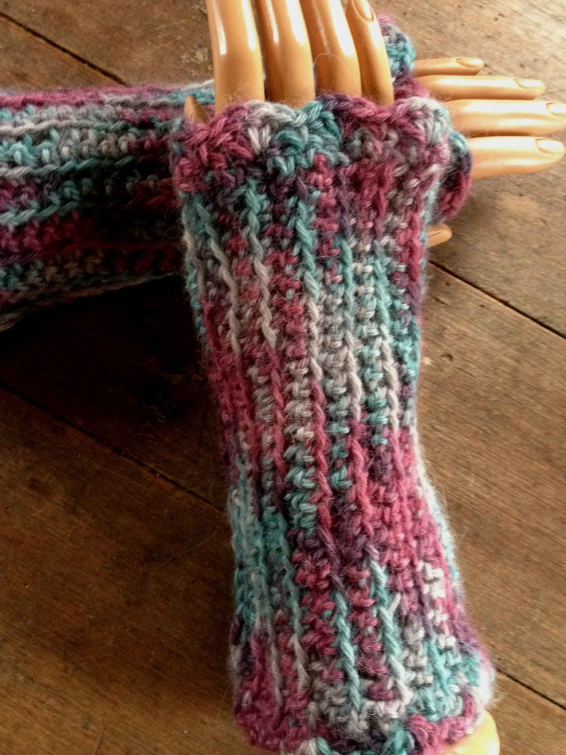 Alpaca Ribbed Fingerless Gloves - Paca Paints 00198