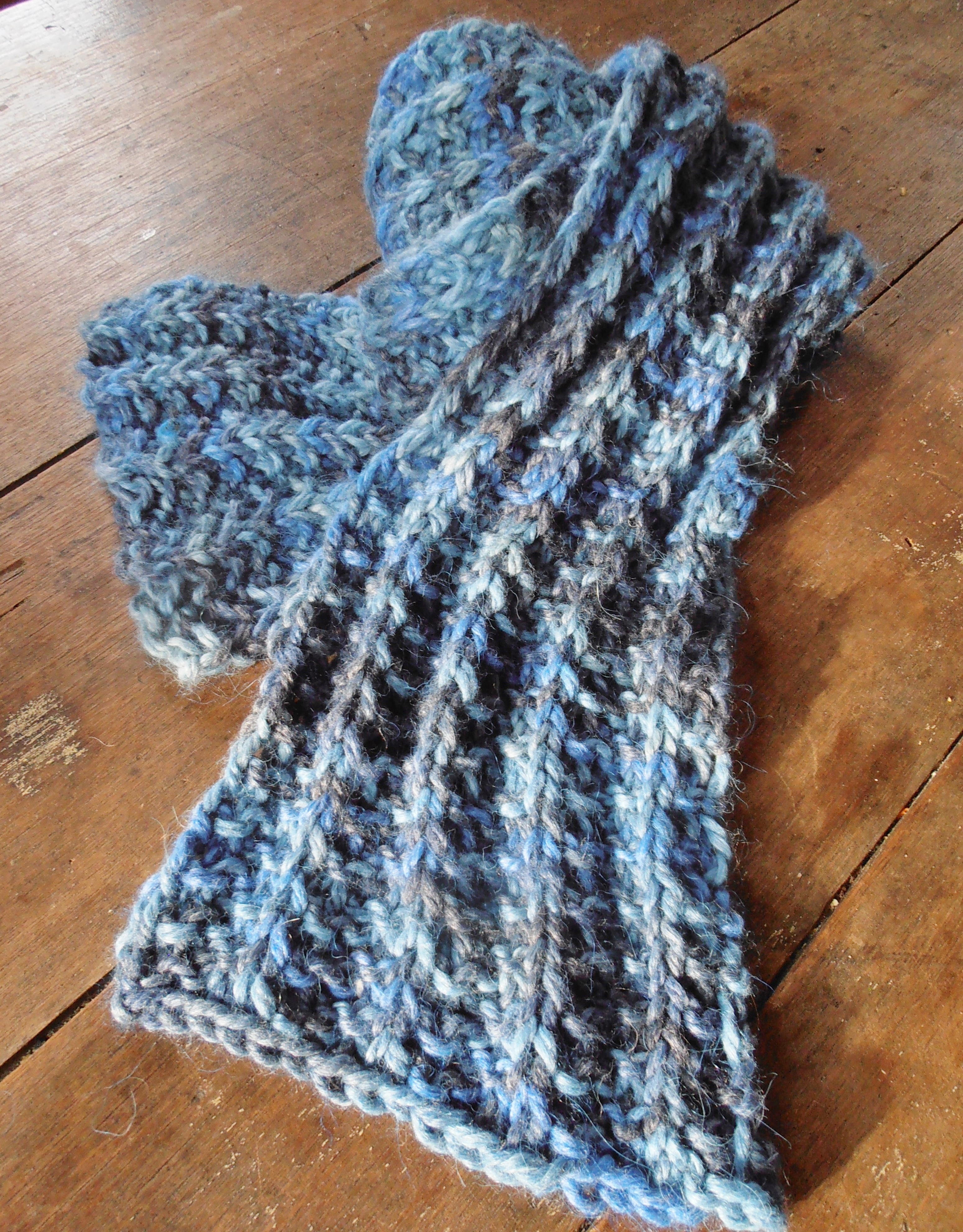 Bulky Ribbed Crochet Scarf