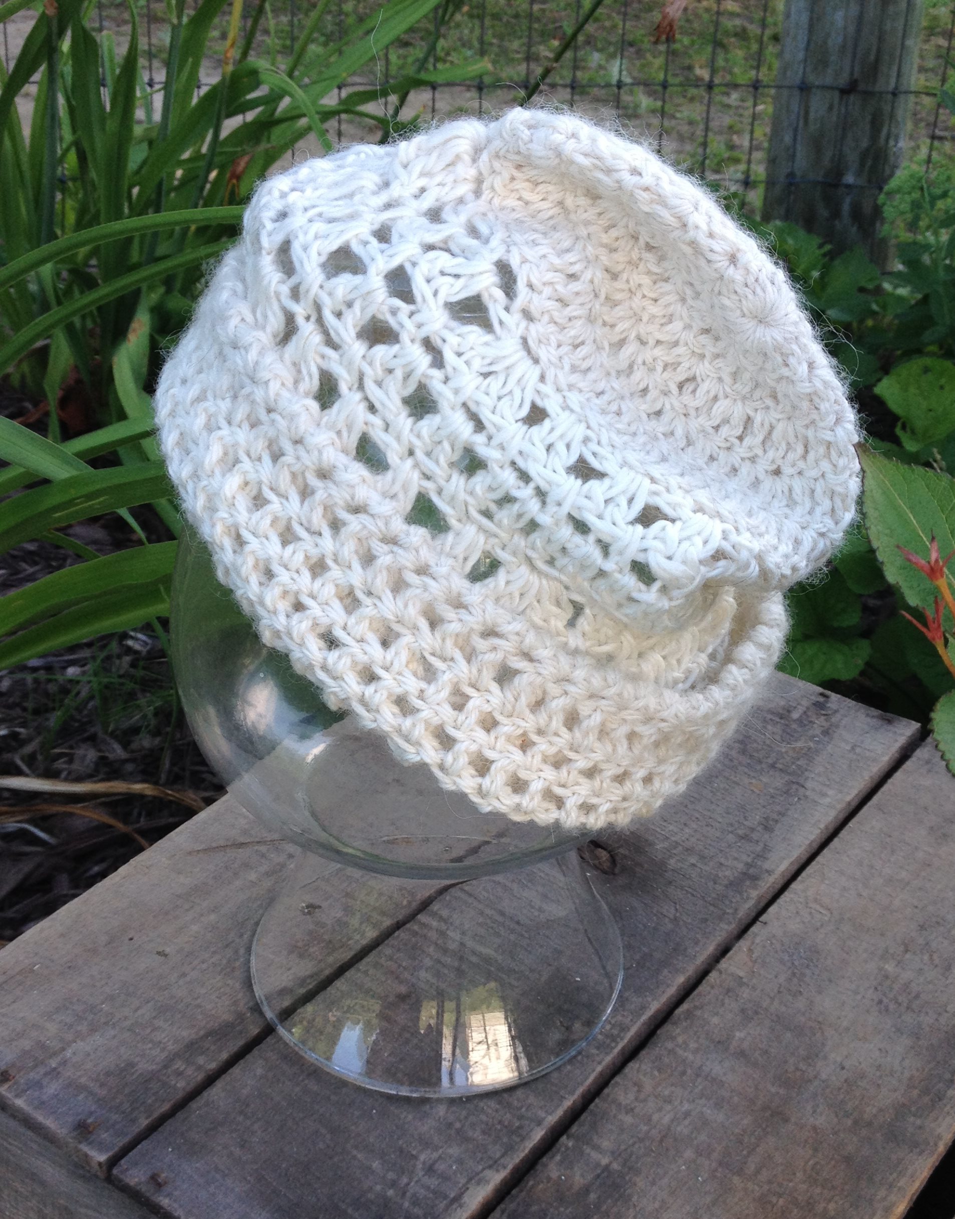 White Alpaca Hat 17793