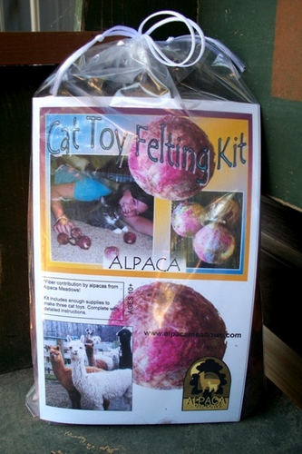 Alpaca Cat Toy Felting Kit AMDWS-100400