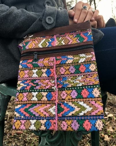 Handwoven Shoulder Bag 18101