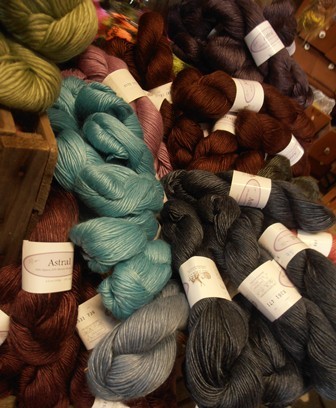 Astral Alpaca Blend Yarn - Abyss