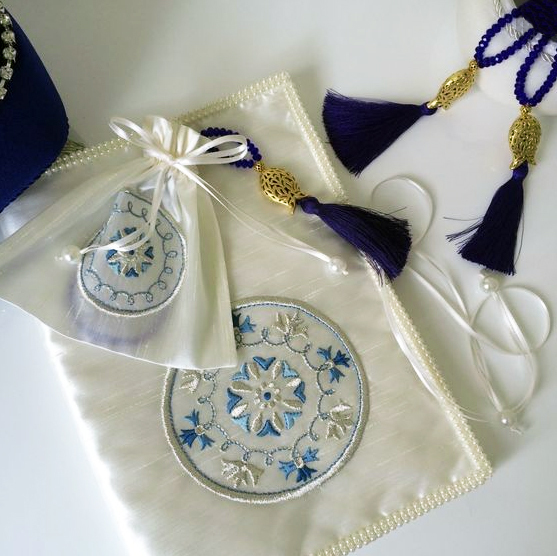 Machine Embroidery Design Round blue ornament - 2 in 1