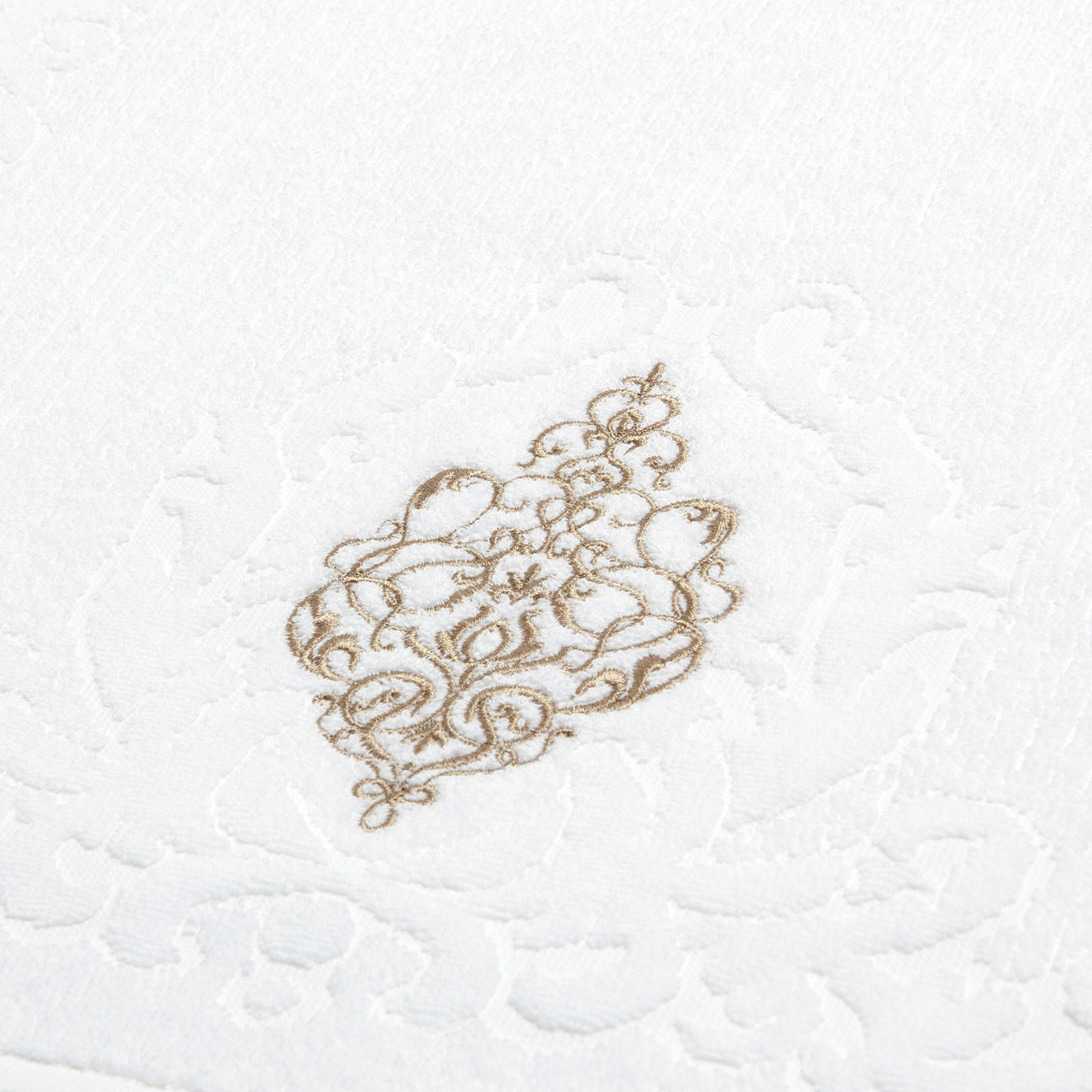 Classic Machine Embroidery Design - 4 sizes