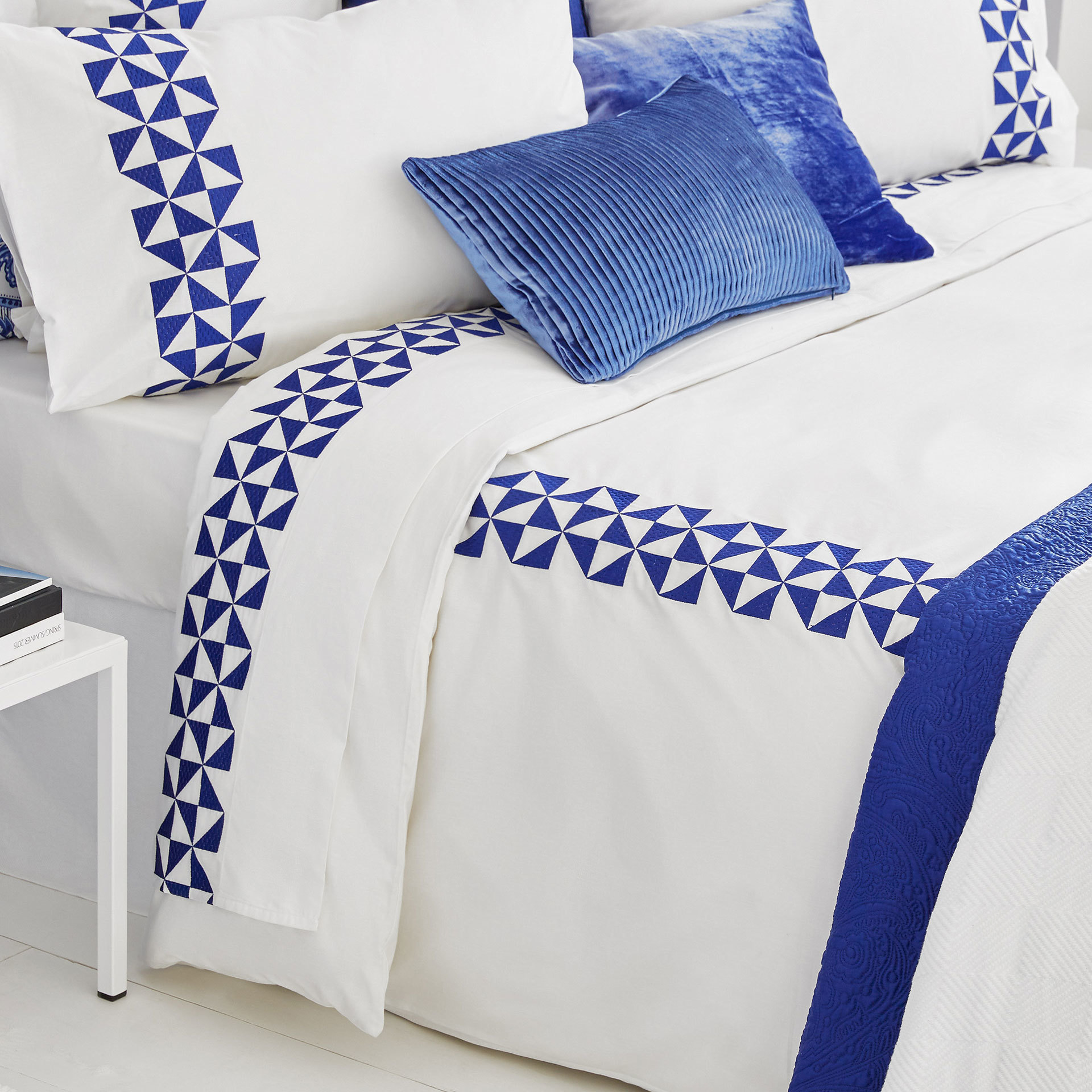 Machine Embroidery Design Blue graphics