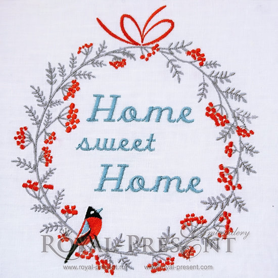 Machine Embroidery Design Christmas wreath with bird and berry