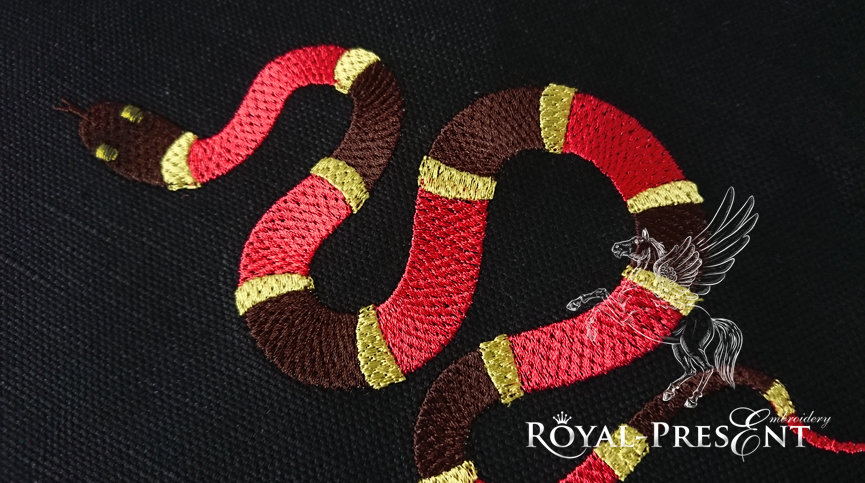 Snake Machine Embroidery Design - 6 sizes