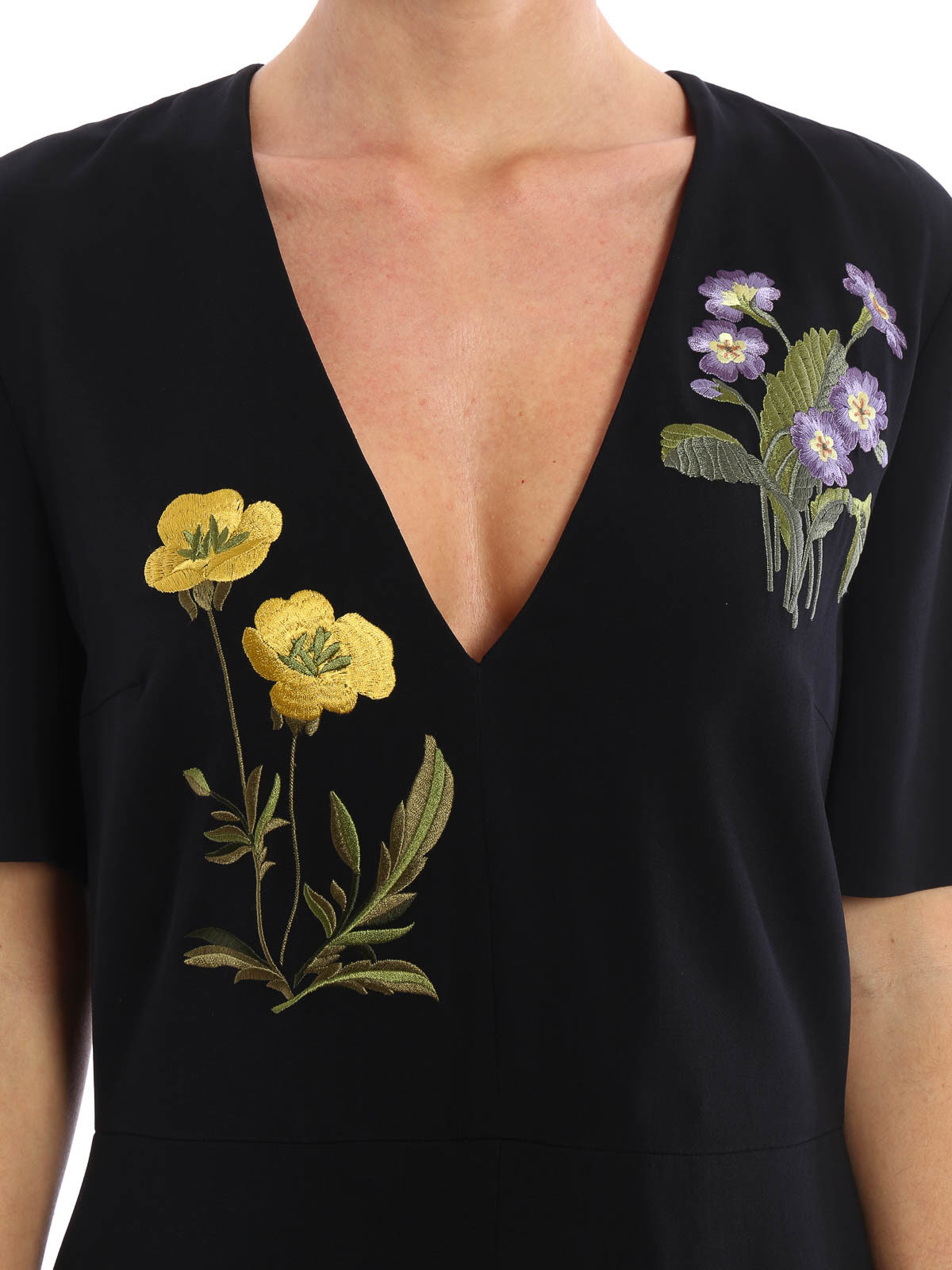 Set of 9 Machine Embroidery Designs Beautiful flowers