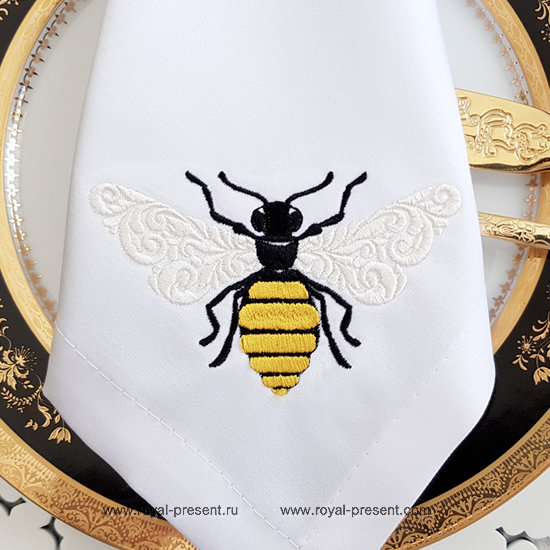 Ornate Bee machine embroidery design - 2 sizes RPE-1318
