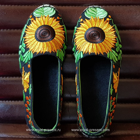 Sunflowers Espadrilles Machine Embroidery Pattern - 4 sizes