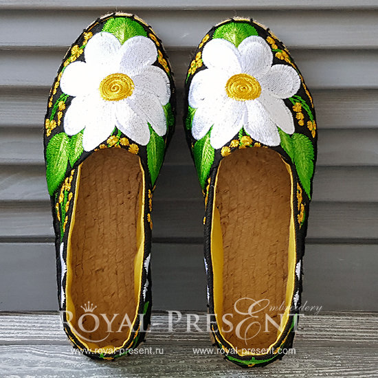 Daisies Espadrilles Machine Embroidery Pattern - 4 sizes RPE-1372