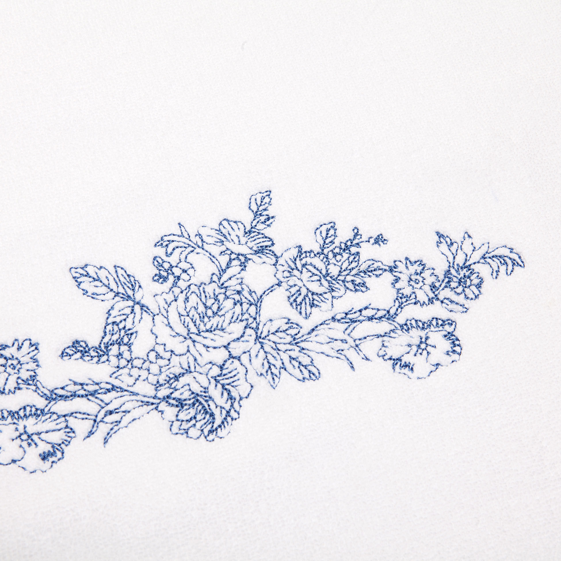 Machine Embroidery Design Blue flowers - 3 sizes