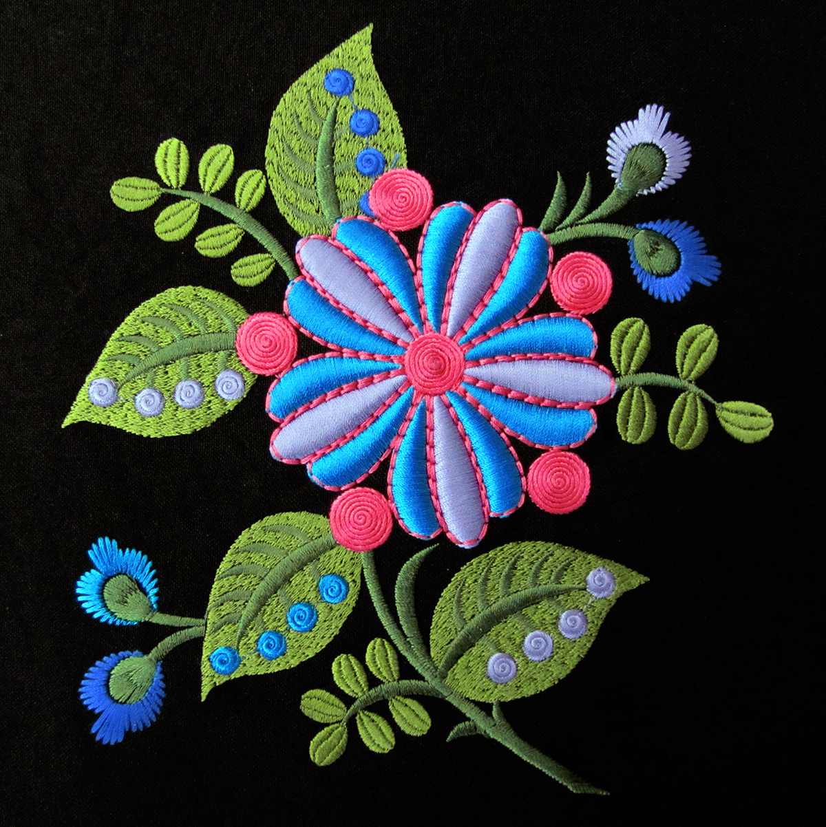 Machine Embroidery Design Fantastic flowers 3D - 2 sizes
