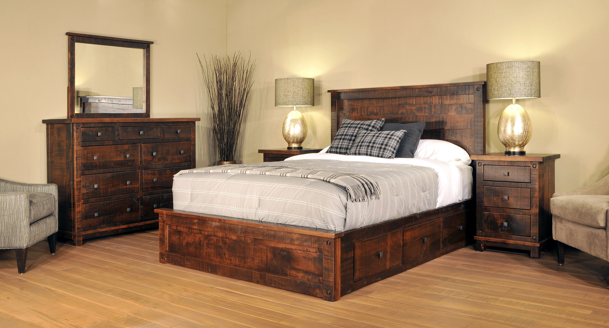 Muskoka Bedroom Set by Ruff Sawn mus6pk