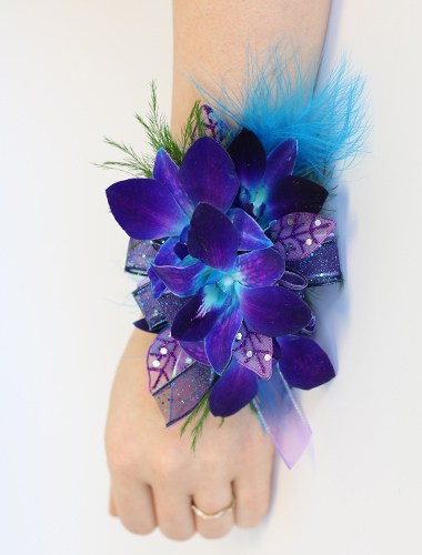 Dendrobium Orchid Wristlet 030A141-6401