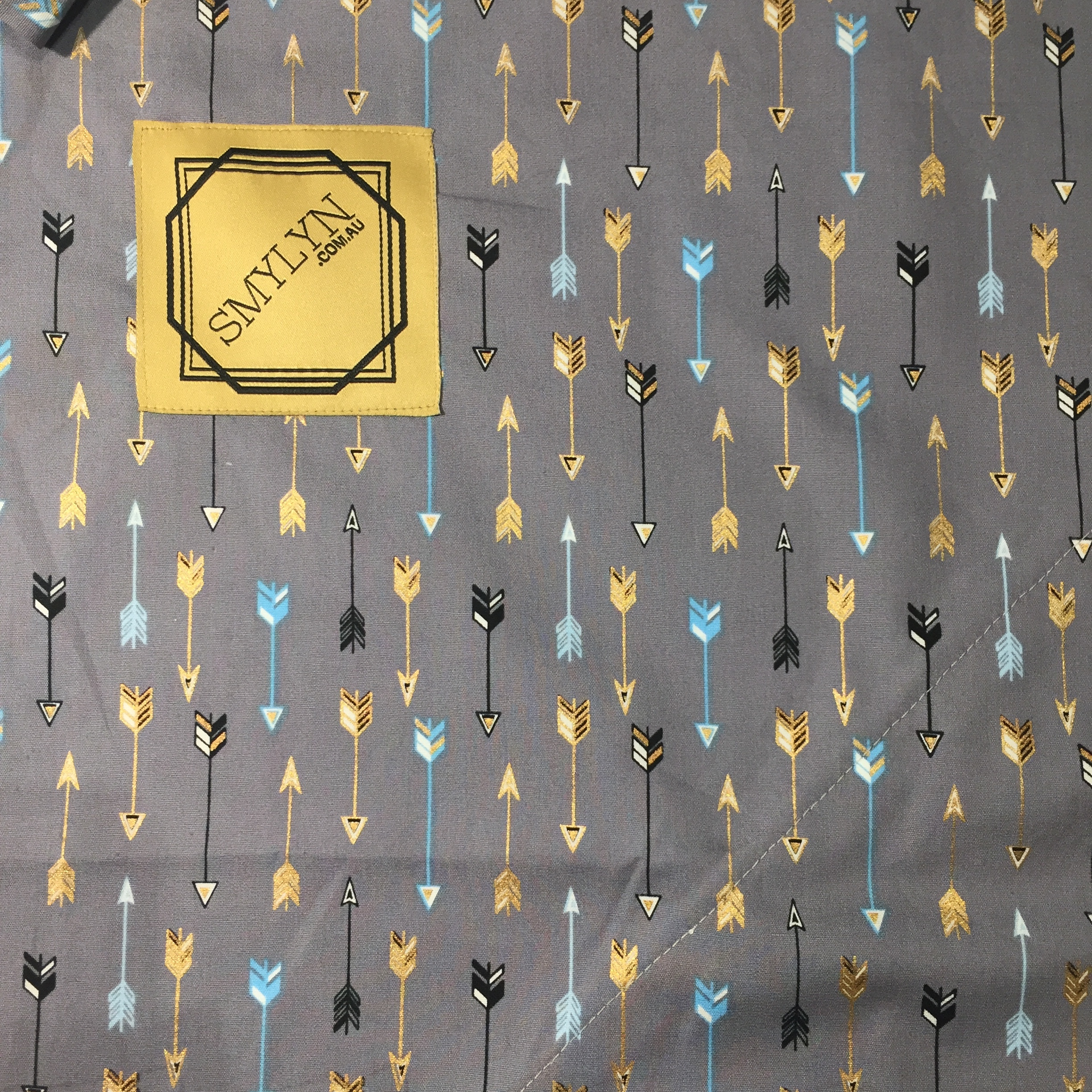 Bubby Cover - Point The Way - Grey