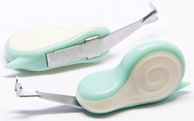 The Nail Snail - No more cut fingers and tears