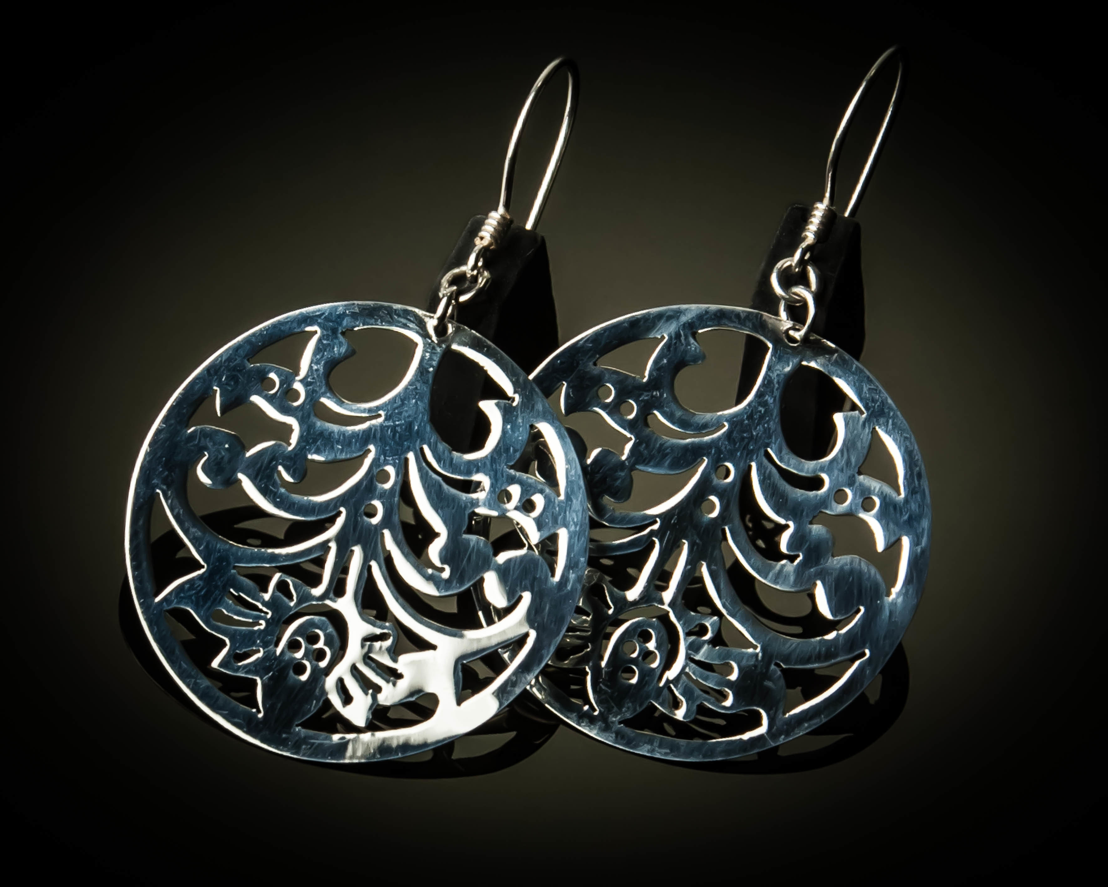 Round Sterling Silver Cutout Earrings Small ER-09069S