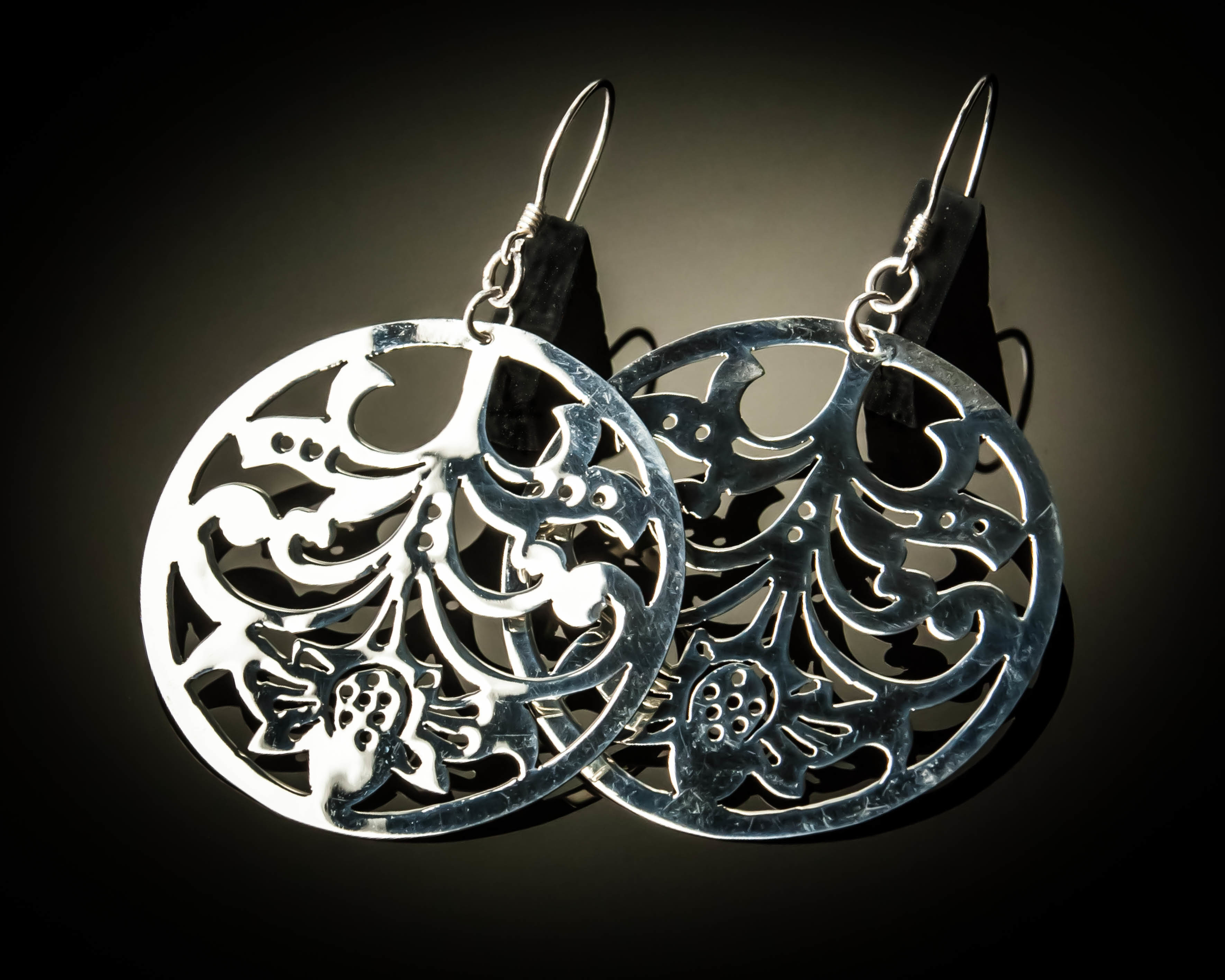 Round Sterling Silver Cutout Earrings Medium ER-09069M
