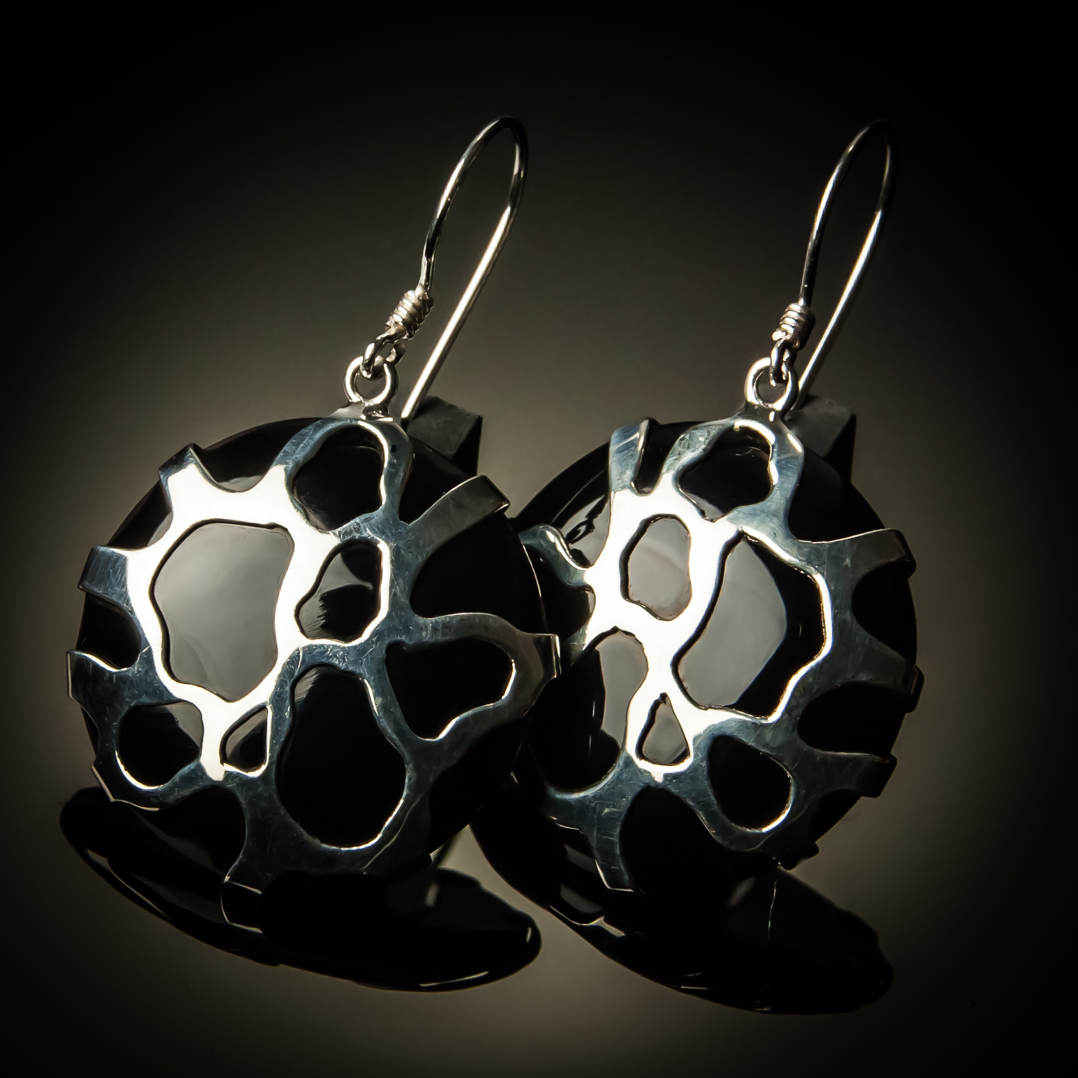 Black Shell Cobweb Sterling Silver Earrings ER-08006-Black Shell