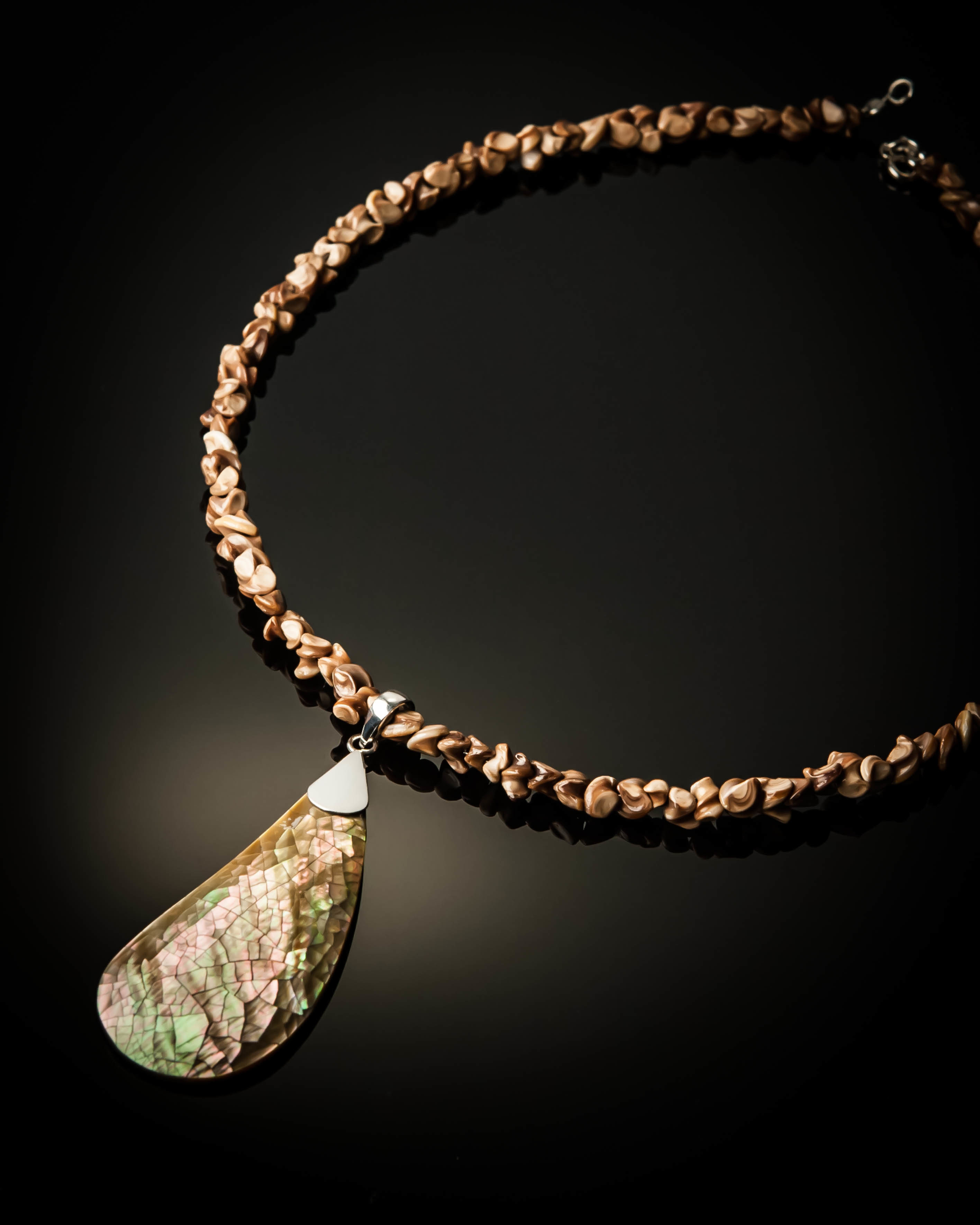 Brown Mother of Pearl Brown Shell Necklace 998
