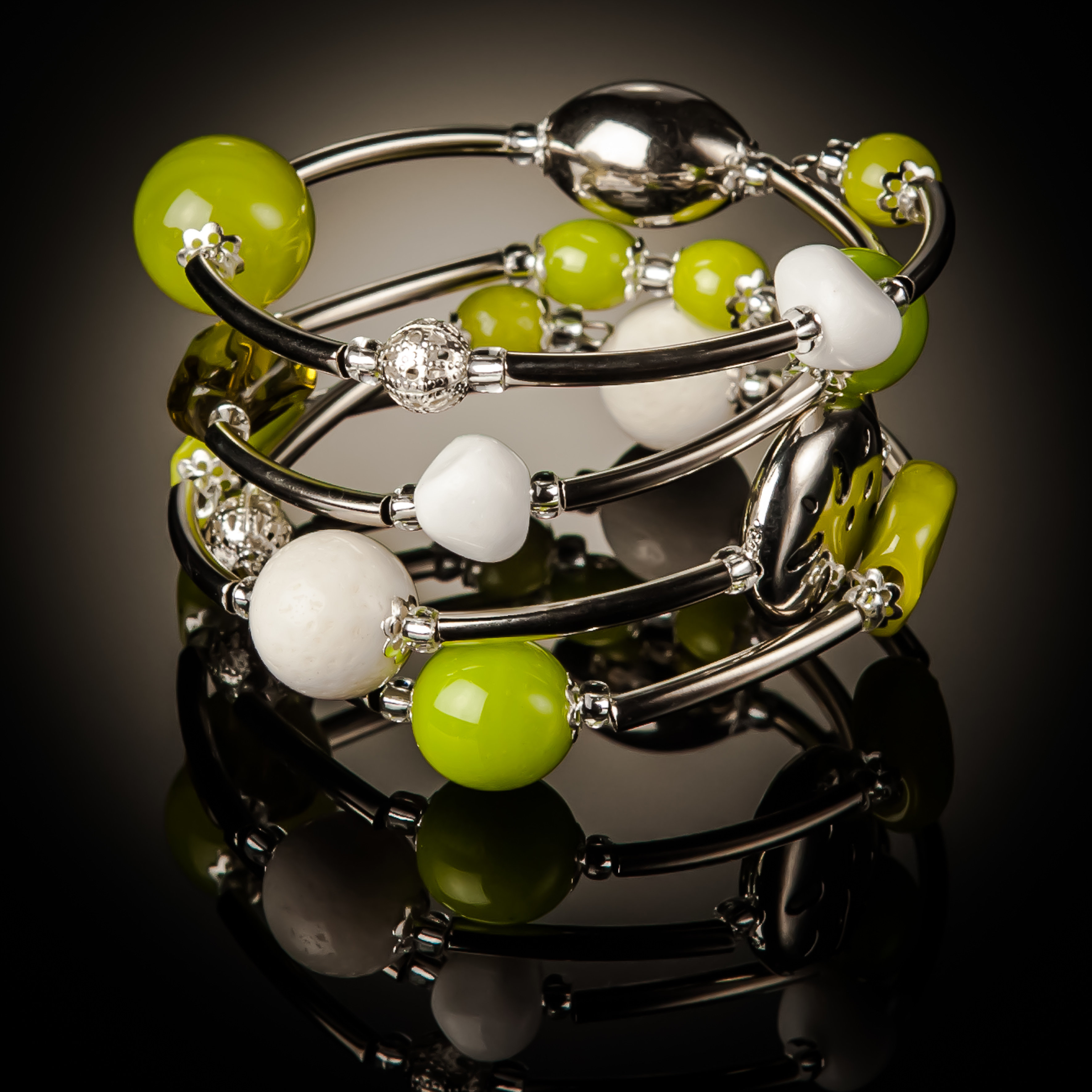 Green White Coral Twist Bracelet 780