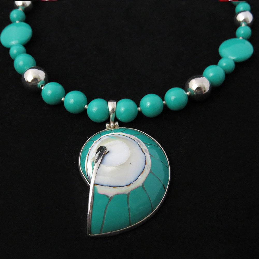 Turquoise Beaded Necklace with Turquoise Nautilus Shell NK-1300 Turquoise