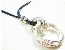 Leather Necklace With Twisted Circle Pendant JNL-028-5692