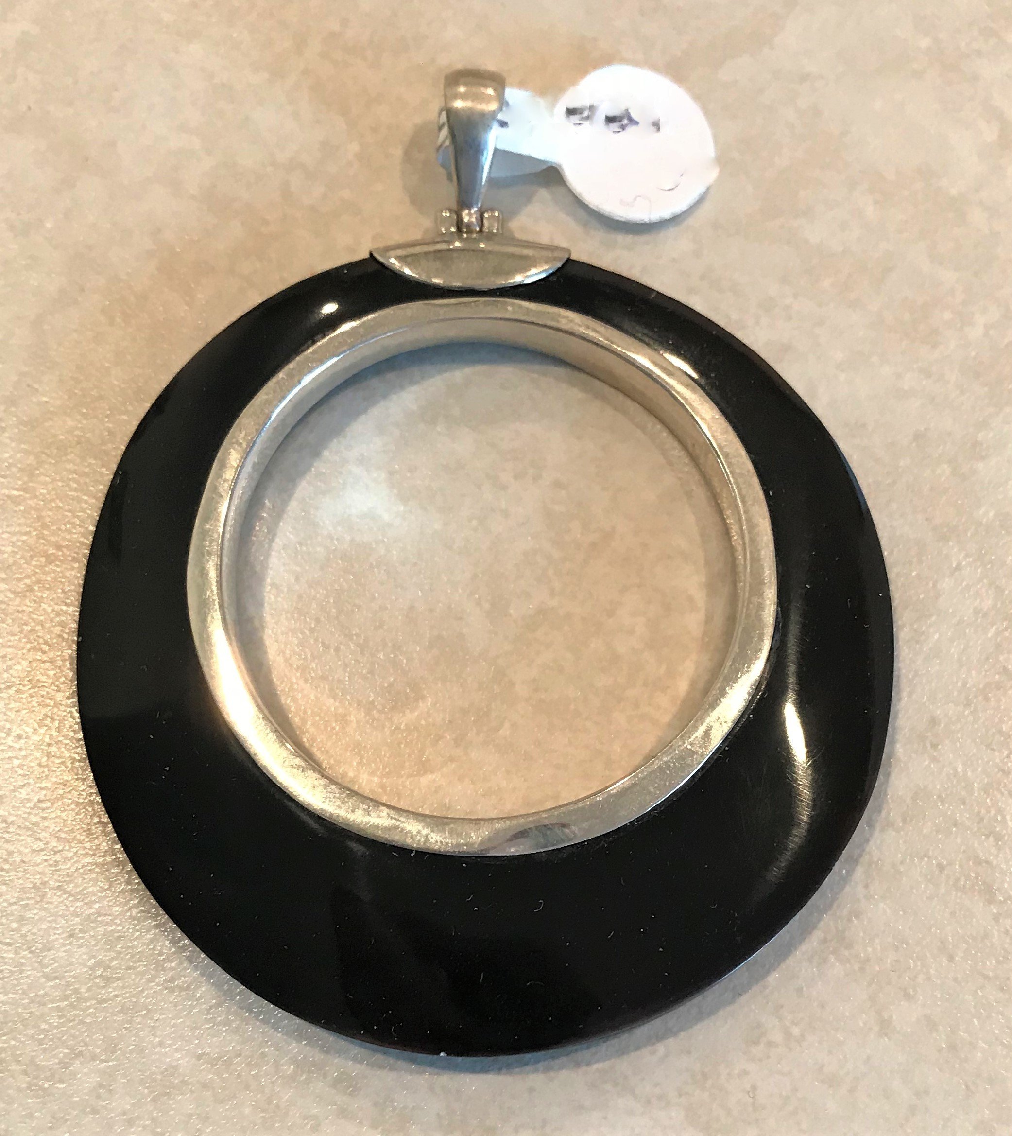 Sterling Silver Black Shell Round Open Pendant P-09099-Blk