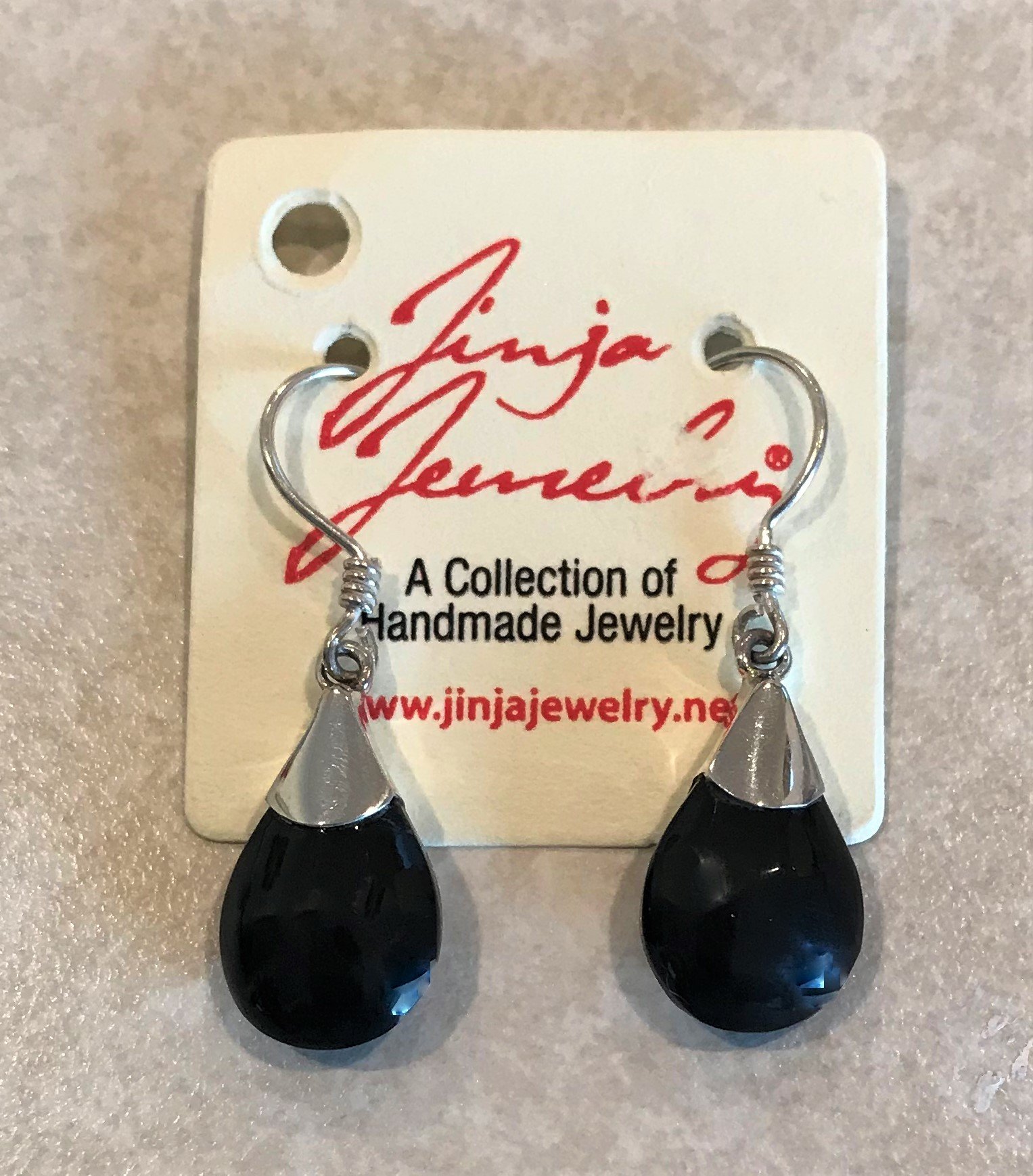 Black Shell Small Teardrop Earrings ER-09101A Blk