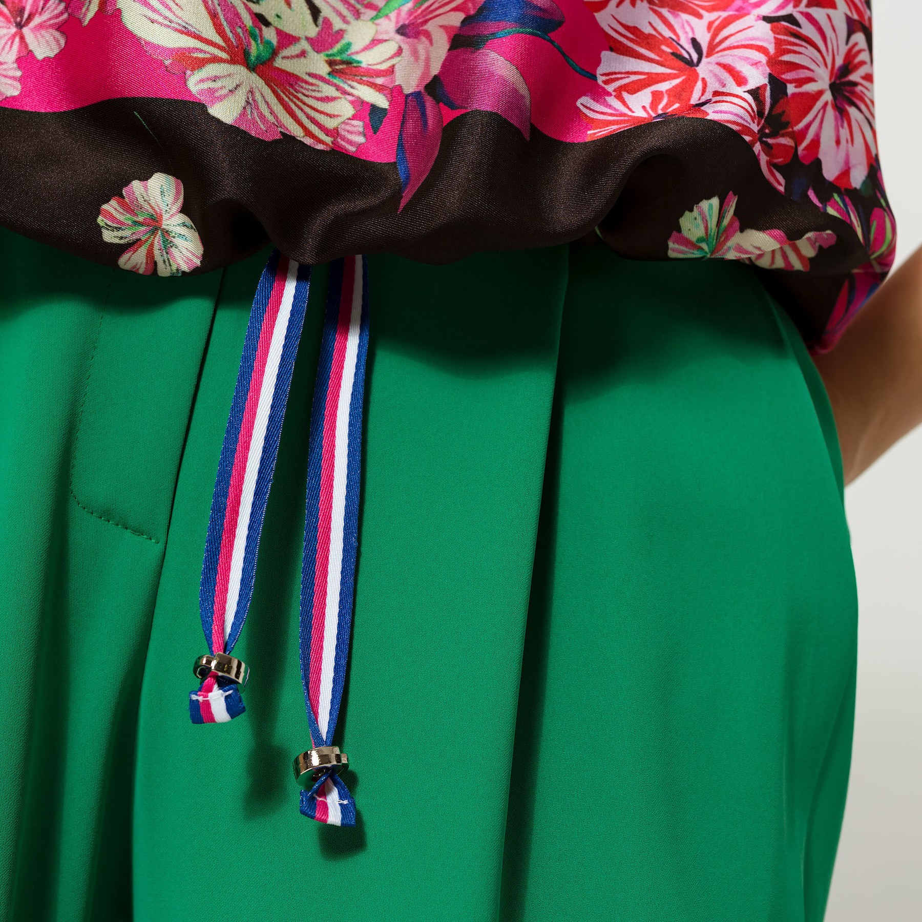 Floral Sleeveless Silk Feel Top