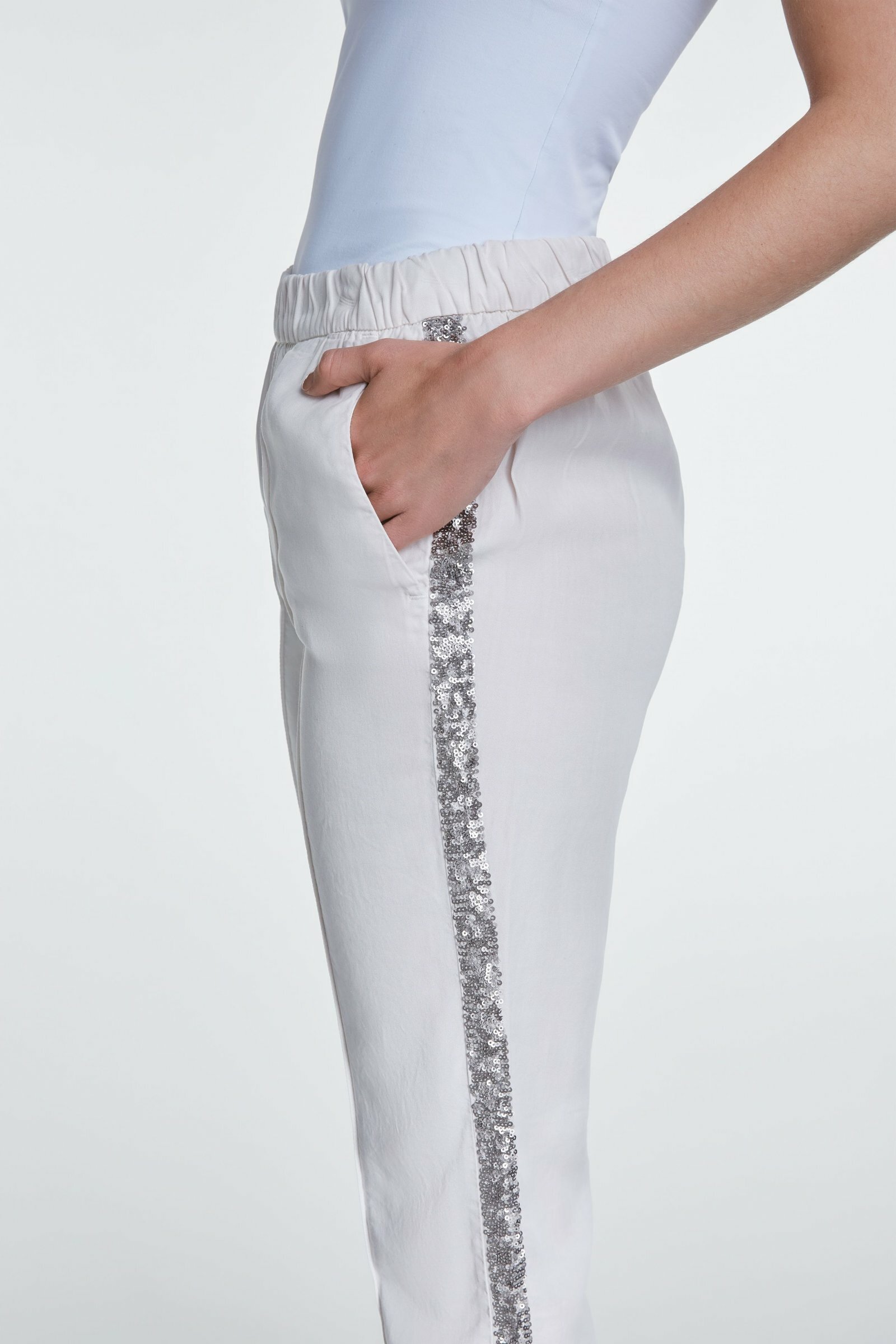 Lyocell Jogger With Glitter Stripe