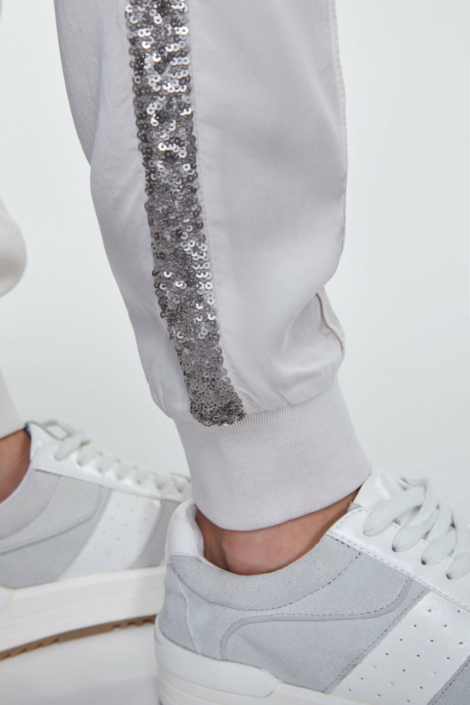 Lyocell Jogger With Glitter Stripe