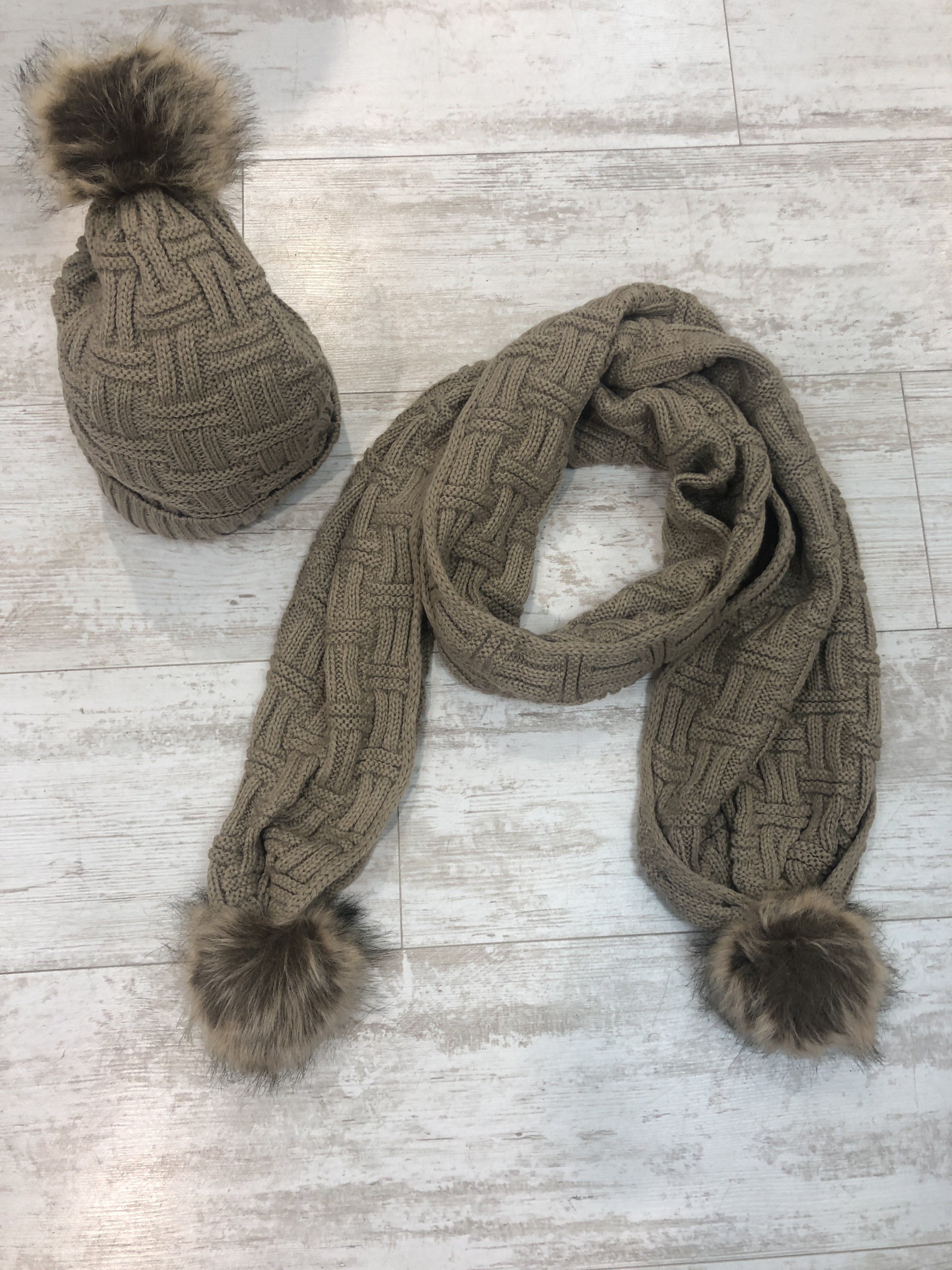 Hat And Scarf Set camel CE5FWVG0FCTB0